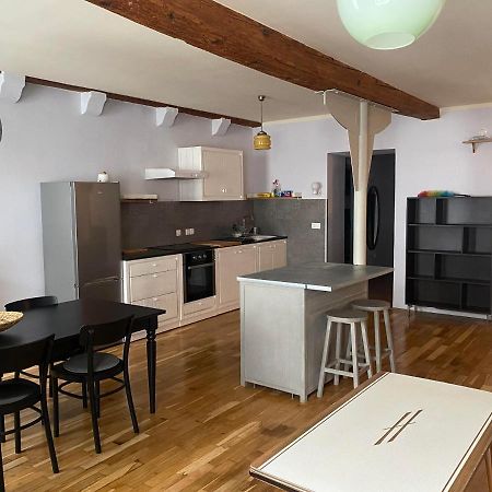 Vintage Charm Apartment Любляна Экстерьер фото